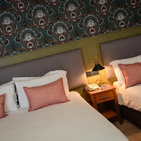 Mcgrory's Hotel 3*