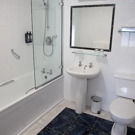 ホテル Mcgrorys 3*