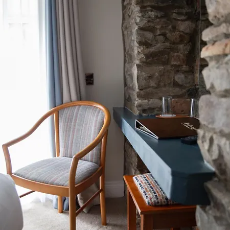 Mcgrorys カルダフ