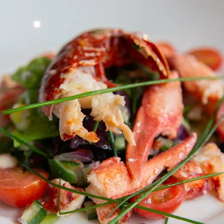 Mcgrorys 3* カルダフ