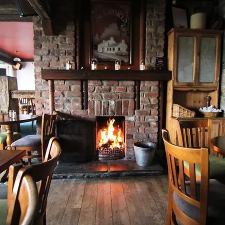 Ξενοδοχείο Mcgrorys 3*